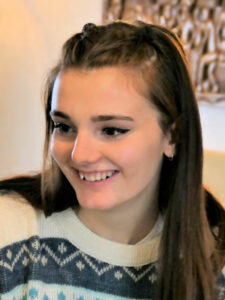 amelie (mornant 41 ans jeremie) detail.jpg
