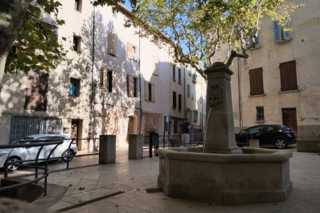 manosque p1014659