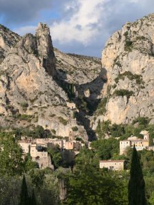 moustier sainte marie p1014828