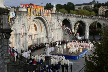 lourdes sanctuaire (10).jpg