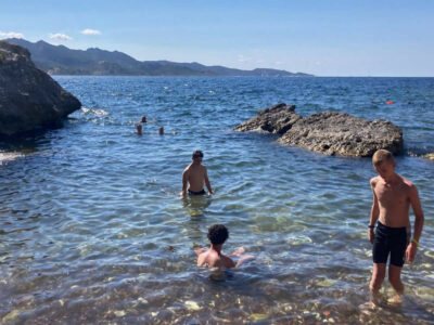 joana corse dans la crique