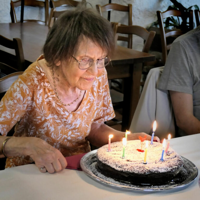 2022 80 ans marie france (15)