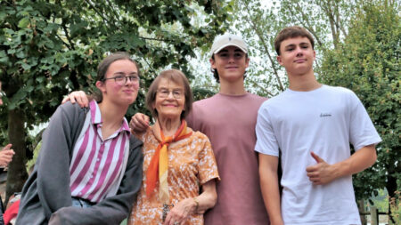 2022 80 ans marie france (20) zoom 16 9