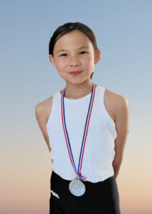 Joana 2023 estelle medaille de cross inter ecoles (rkm ciel)