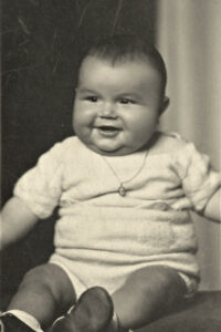 Juin 1942 Robert 8 mois