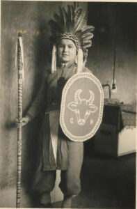 1952 environ robert grande tenue du sachem chien hurlant rkm