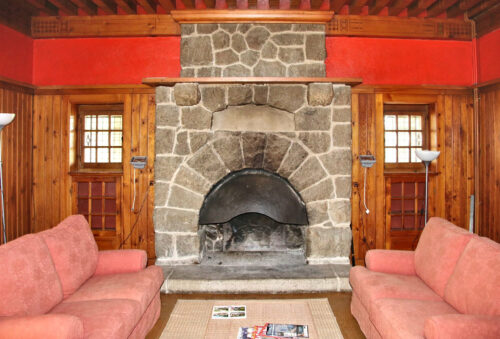 ville de mornent maison bretonne int 1