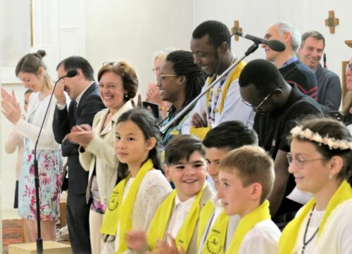 2024 9 juin communion bois d'arcy 918