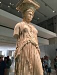 odile 2024 05 14 athenes 2252 cariatide