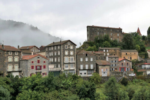 st privas d'allier (10 11) detail