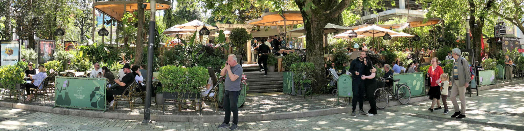 blk albanie tirana 1780 81 millenium garden bandeau