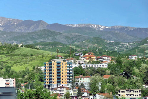 blk kosovo vers albanie 1837 montagne enneigee