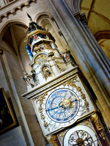 2025 usa a lyon cathedrale horloge astronomique