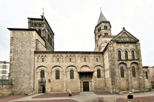 2026 clermont ferrand abbatiale nd du port (18 21)