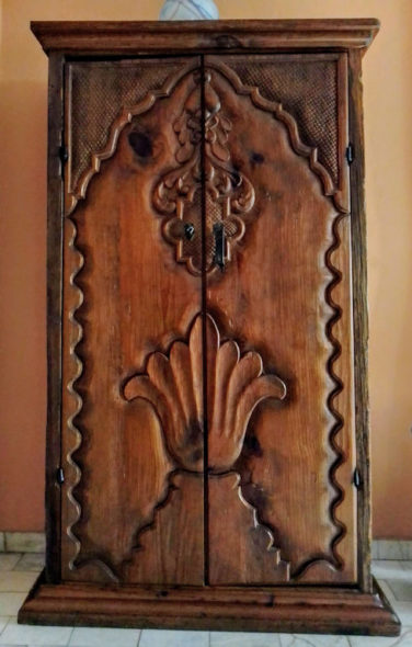 San Miguel meuble ancien