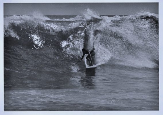 surf à thahiti en 1968 (RKM)